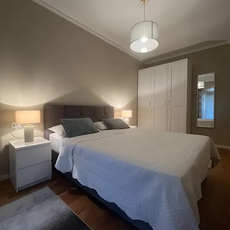 V Apartment